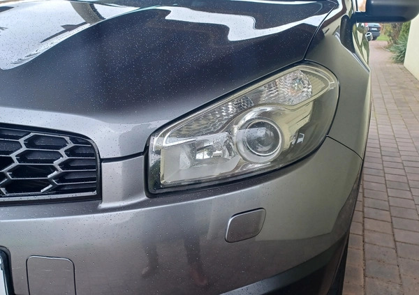 Nissan Qashqai cena 33900 przebieg: 244000, rok produkcji 2011 z Pasłęk małe 781